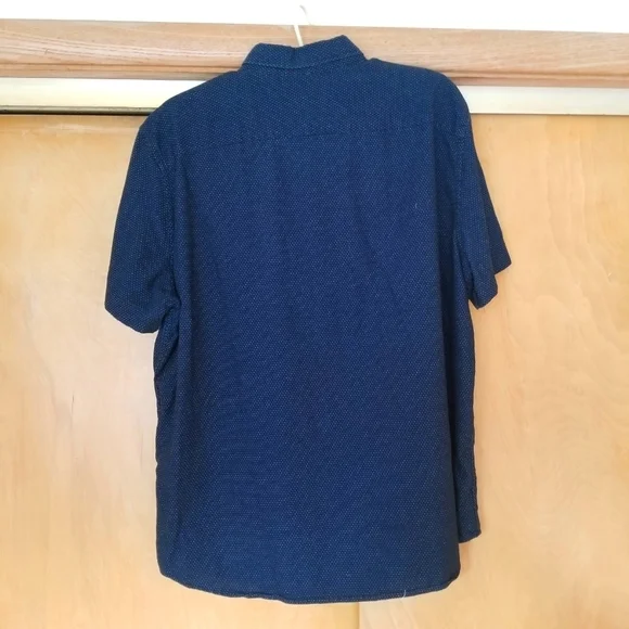 AE Classic Fit Short Sleeve Button Down - Picture 2 of 6